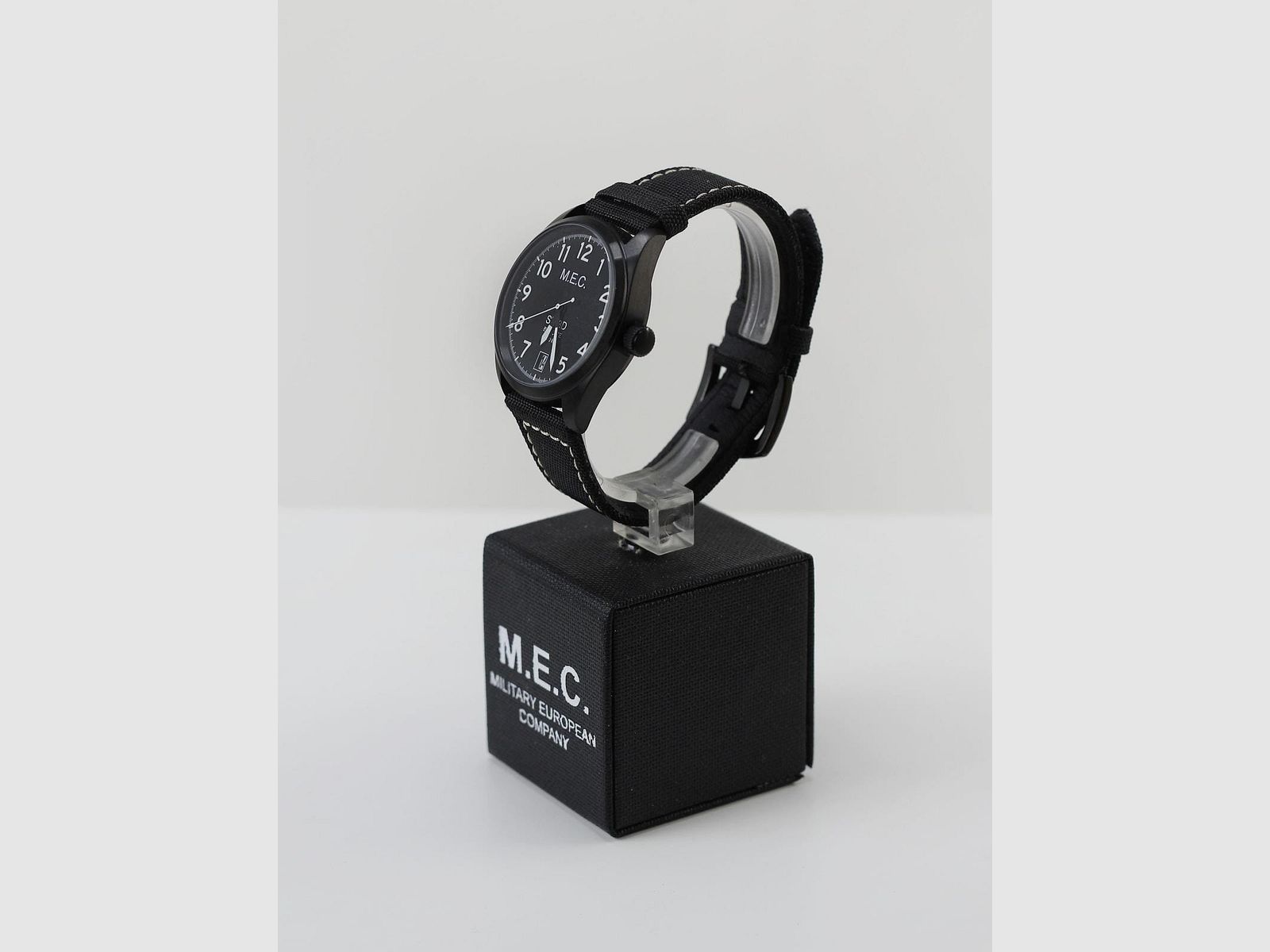 UHR M.E.C. SH-3D, Bild 2 von 2