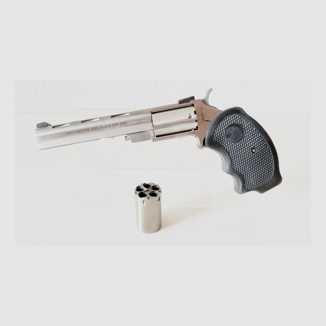 NAA Mini met verwisselbare cilinder kaliber .22lr .22WinMag