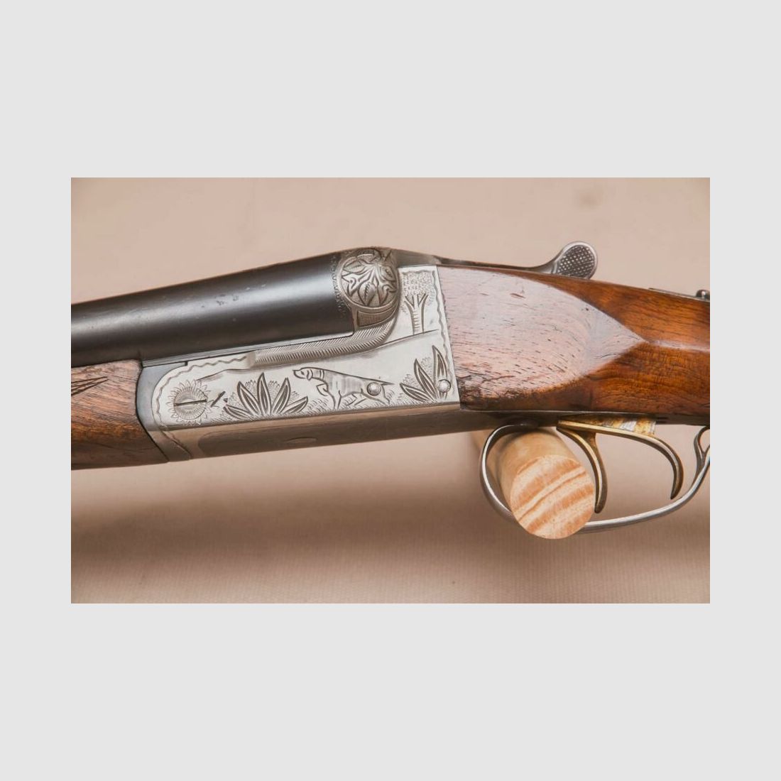 Cross flute double-barrel shotgun