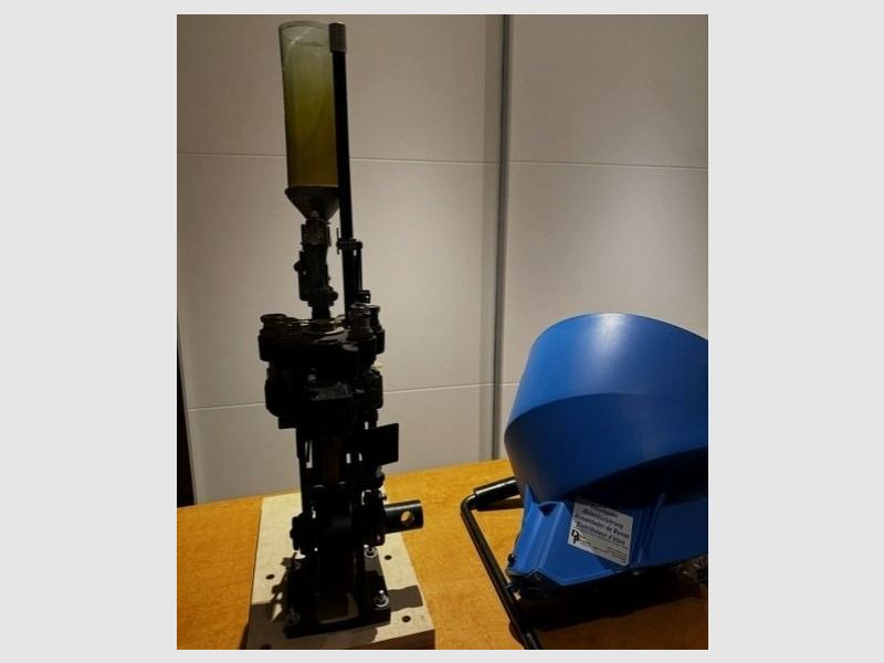 Wiederlademaschine Dillon RL 1050  .45 ACP