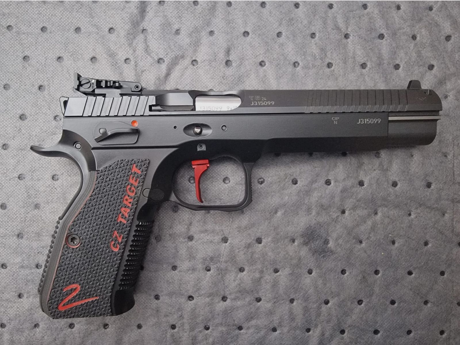 CZ Shadow 2 Doel 6 Inch - Veel Accessoires