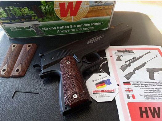 Pistola de plata Weihrauch HW45 (calibre 4,5 mm también conocido como .177), usada, en referencia a la carabina de plata de Winnetou, liquidación de colección
