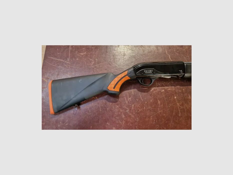 FLASH SALE - Semi-Automatic Shotgun ESCORT Slug Extreme Cal. 12/76 Left-Handed HATSAN, image 6 of 10