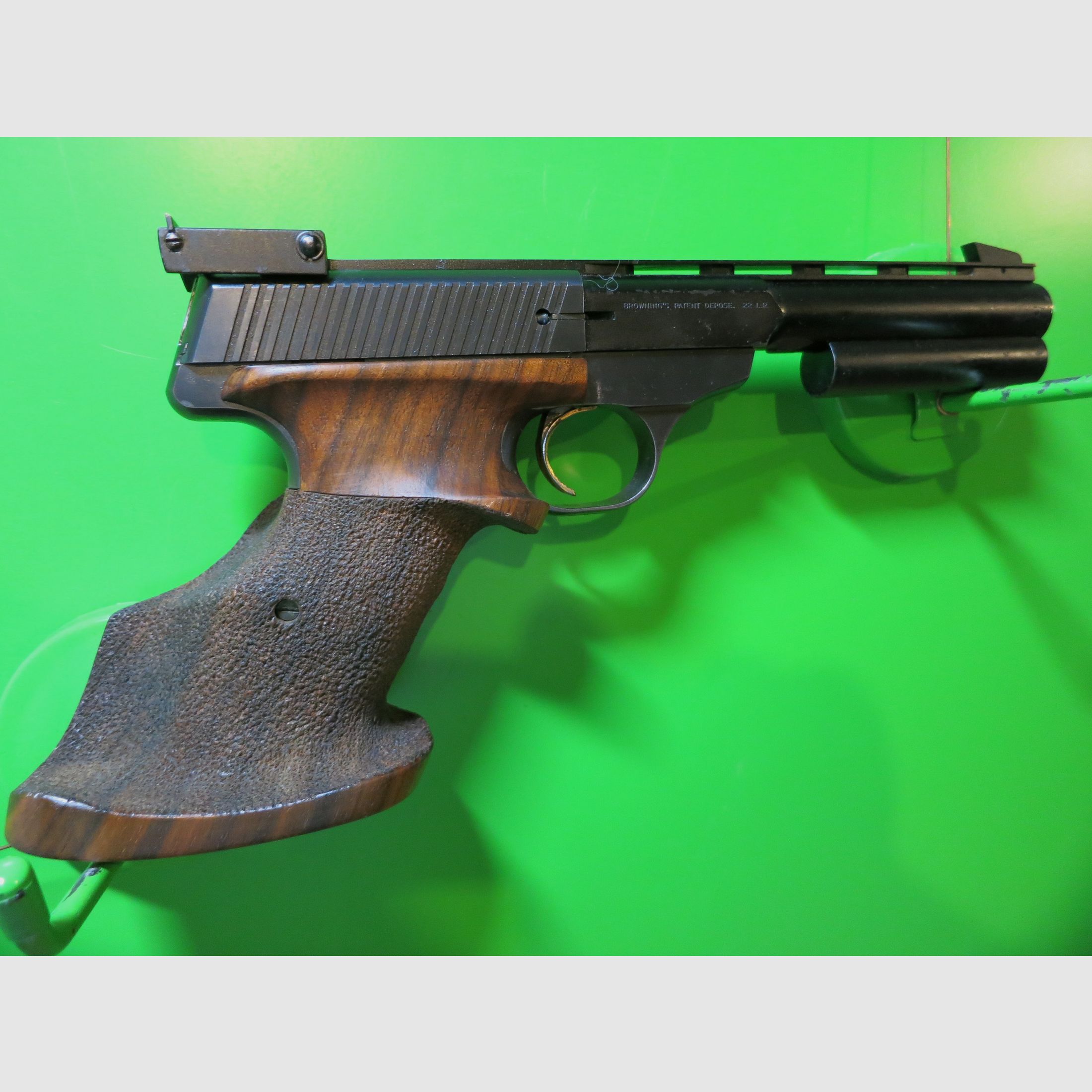 FN Herstal Browning KK Selbstladepistole 150, .22lfB Sportpistole     #69-