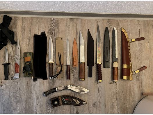Konvolut verschiedener Messer