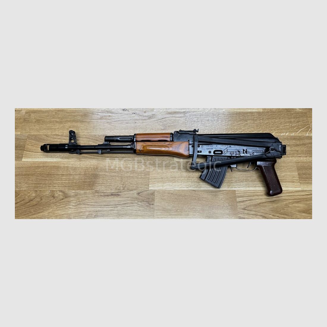 Kalashnikov USA - KR103 SFS mit Klappschaft 7,62x39 1/1 ziviler Nachbau der legendären AK103 - System AK47 AKM AK74 - KR-103 SFS – 7.62x39mm Side Folding Rifle – Cold Hammer Forged