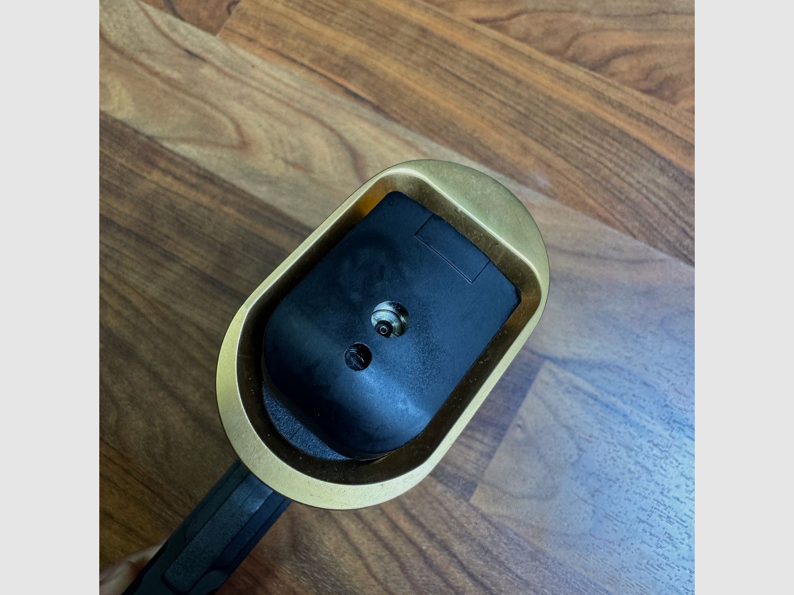 Aw Custom HX 1004 Airsoft Pistole