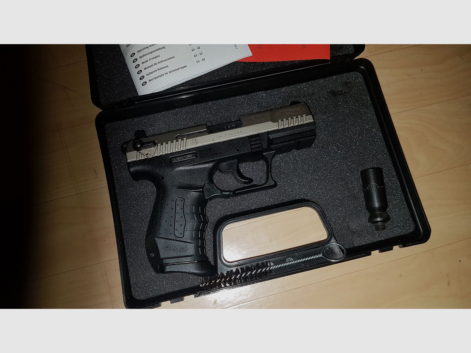 WALTHER P22 Pistolet d'alarme 9 mm P.A.K. Nickelé