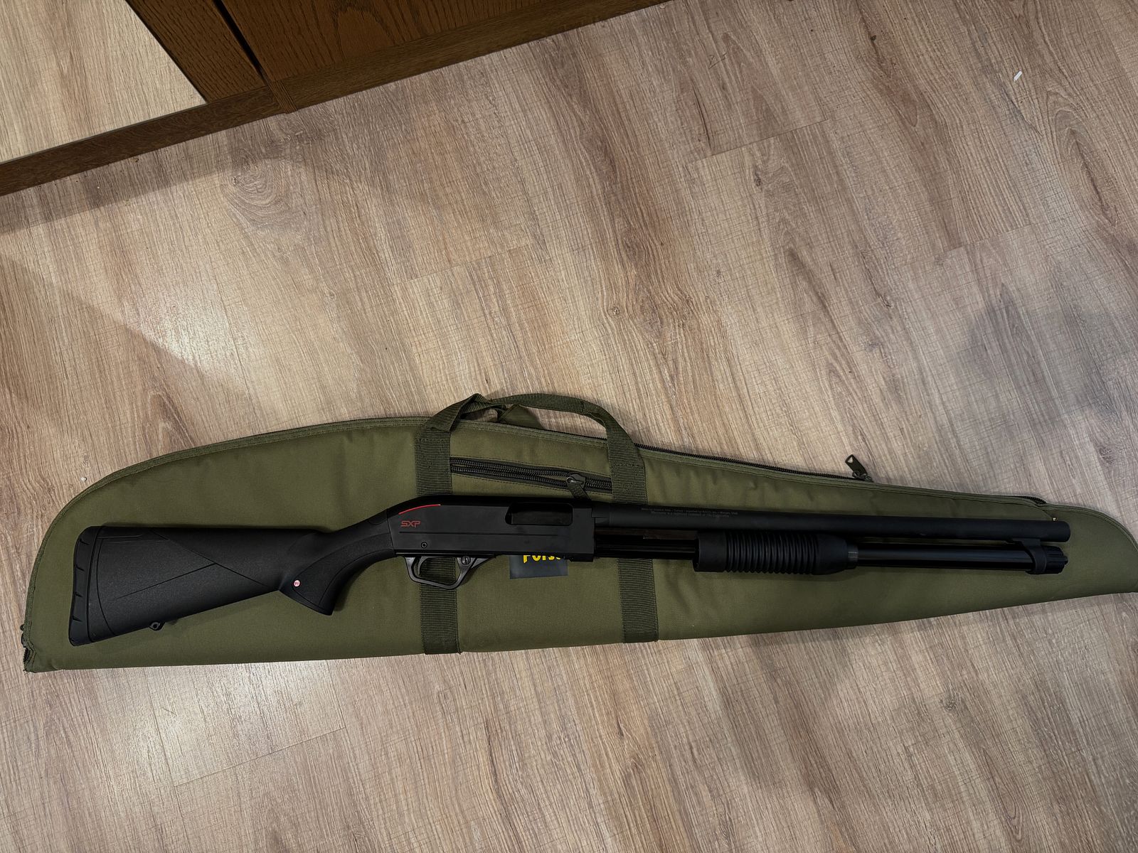 Winchester SXP Defender High Capacity 12/76