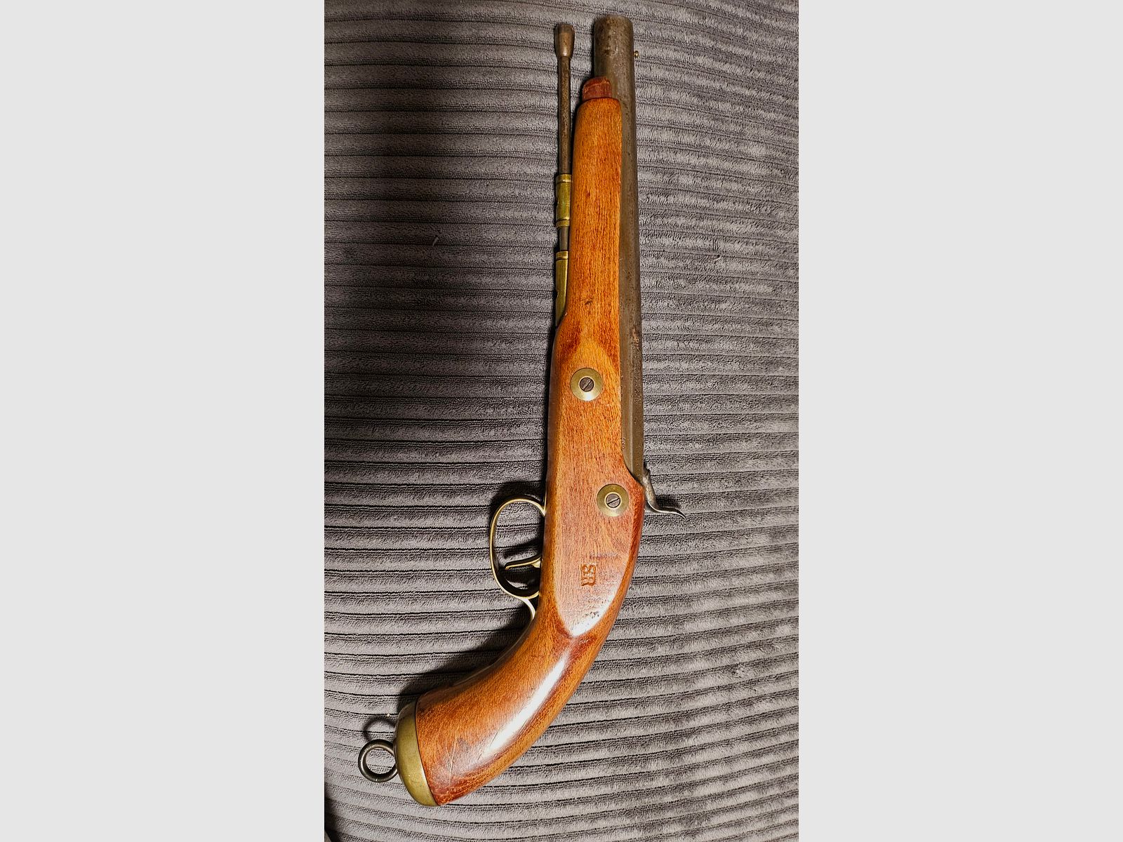 Pistolet kapiszonowy Dikar Hiszpania kaliber 45