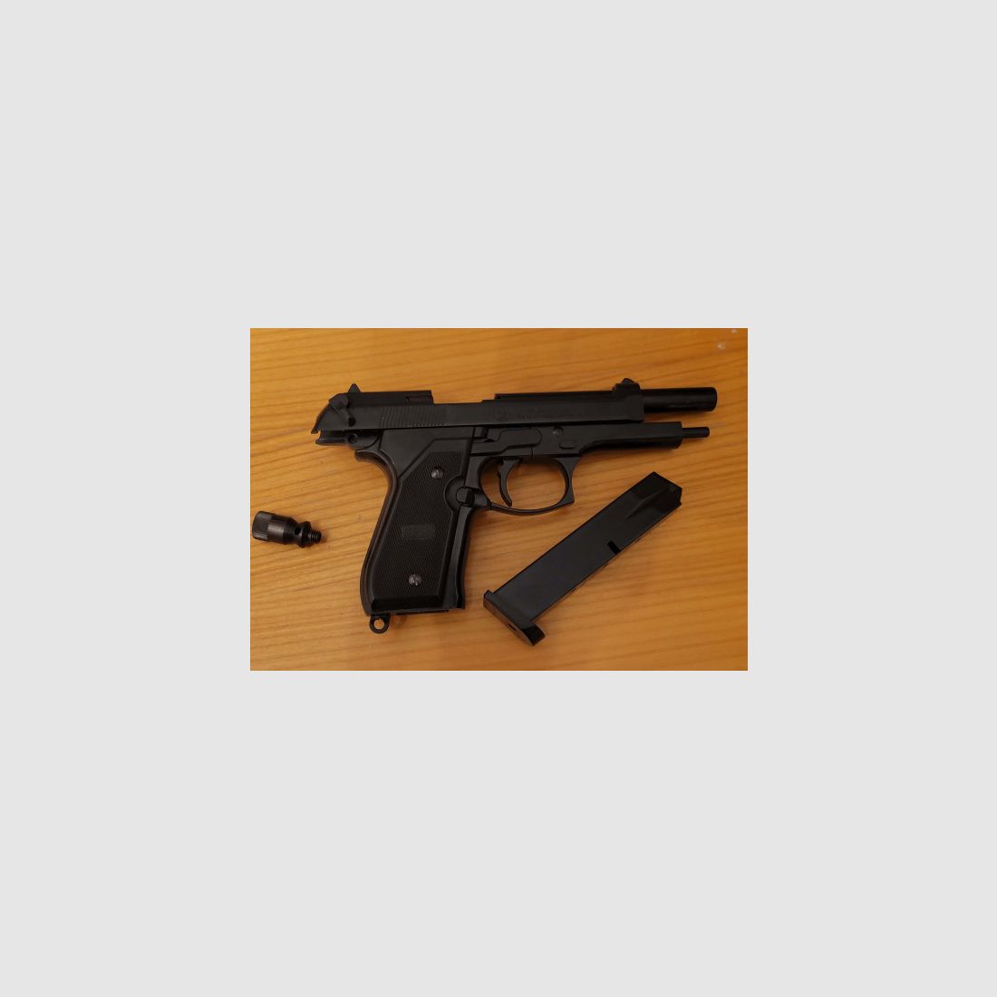 Reck Miami 92F PTB 488 pistola a salve nel calibro 9 mm P.A.K. (PTB 488) inclusa la valigetta Reck