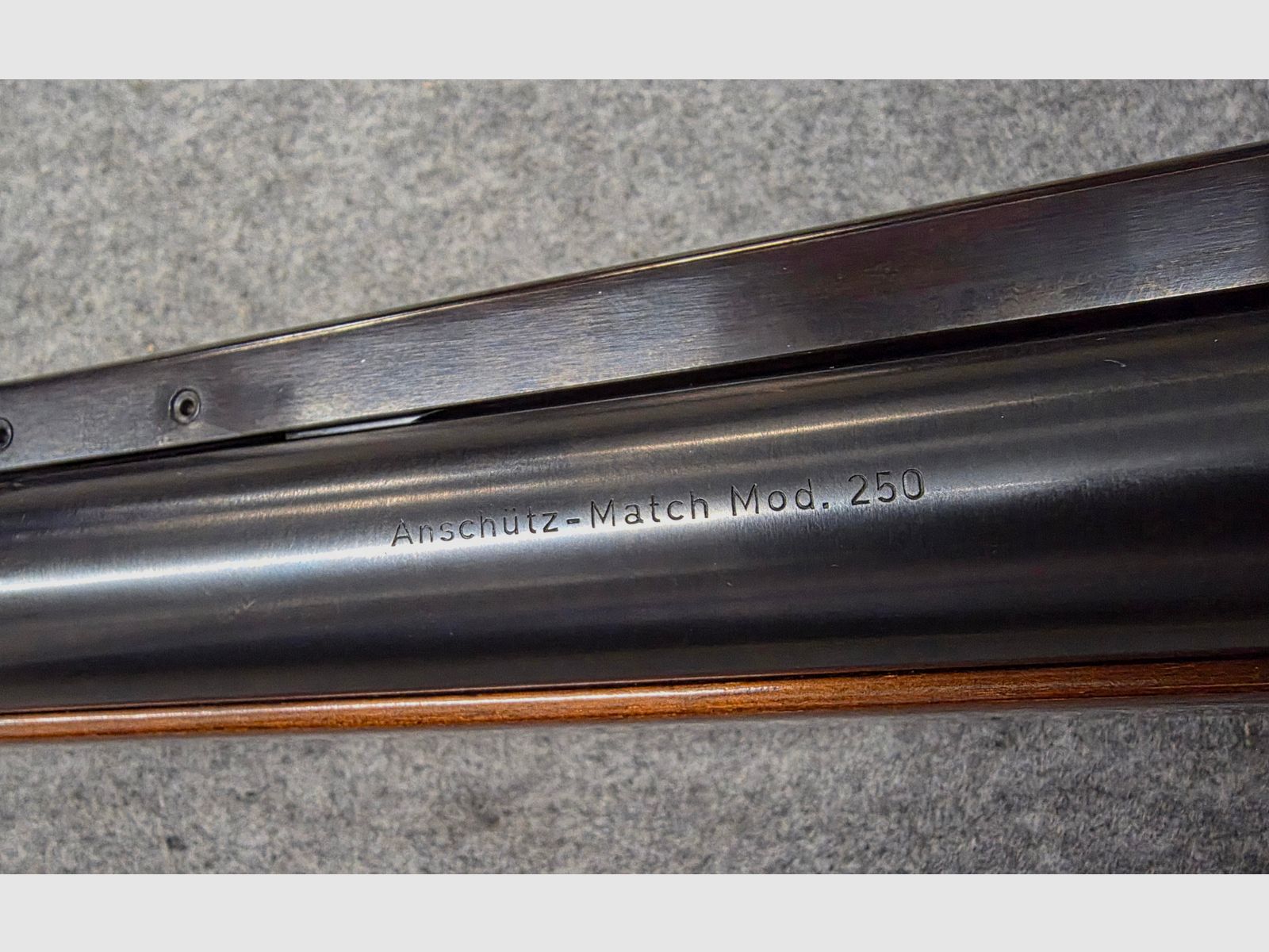 Match air rifle side cock Anschütz Mod. 250 very rare in great condition, hardly used.