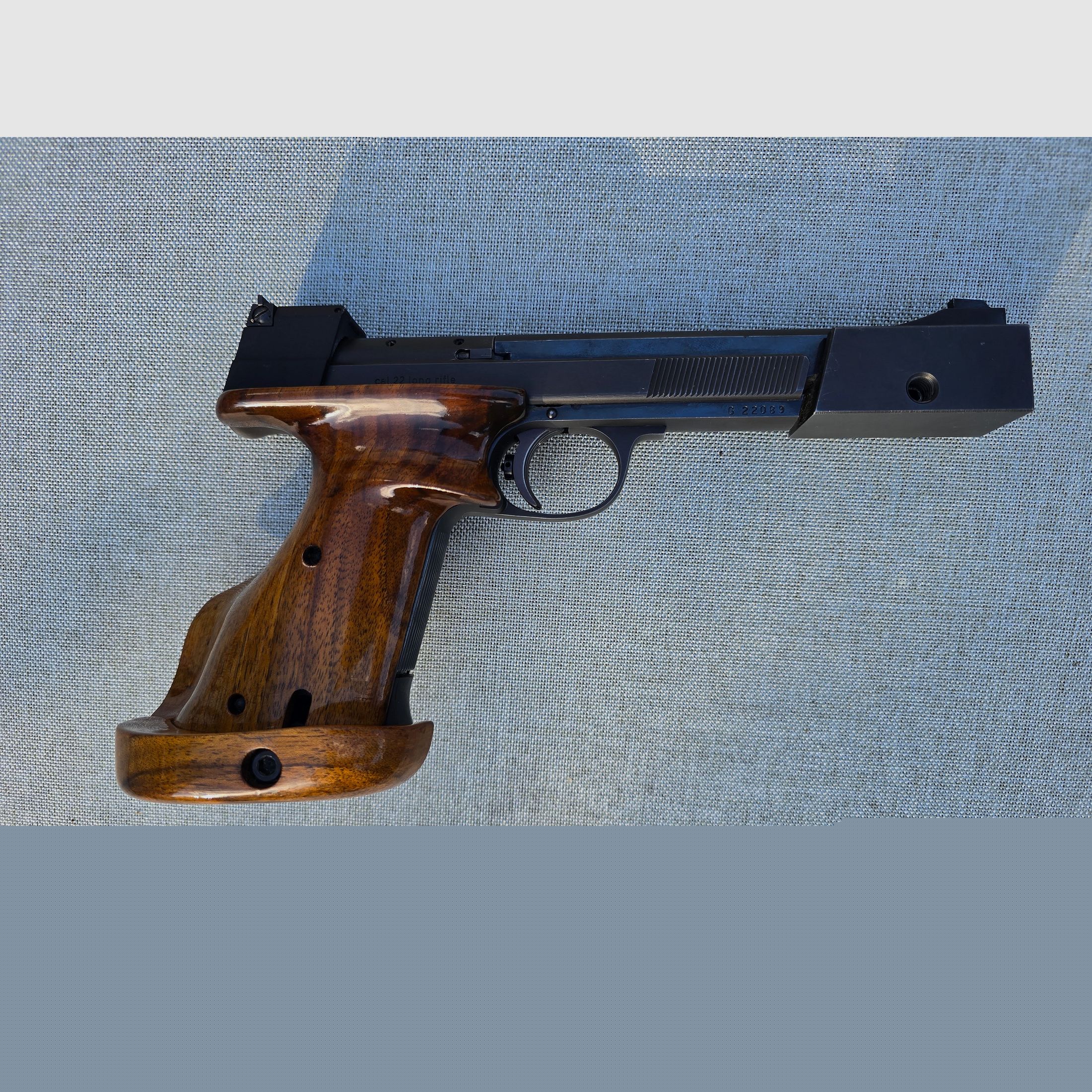 Hämmerli 208 International in .22lr Sportgriff rechts