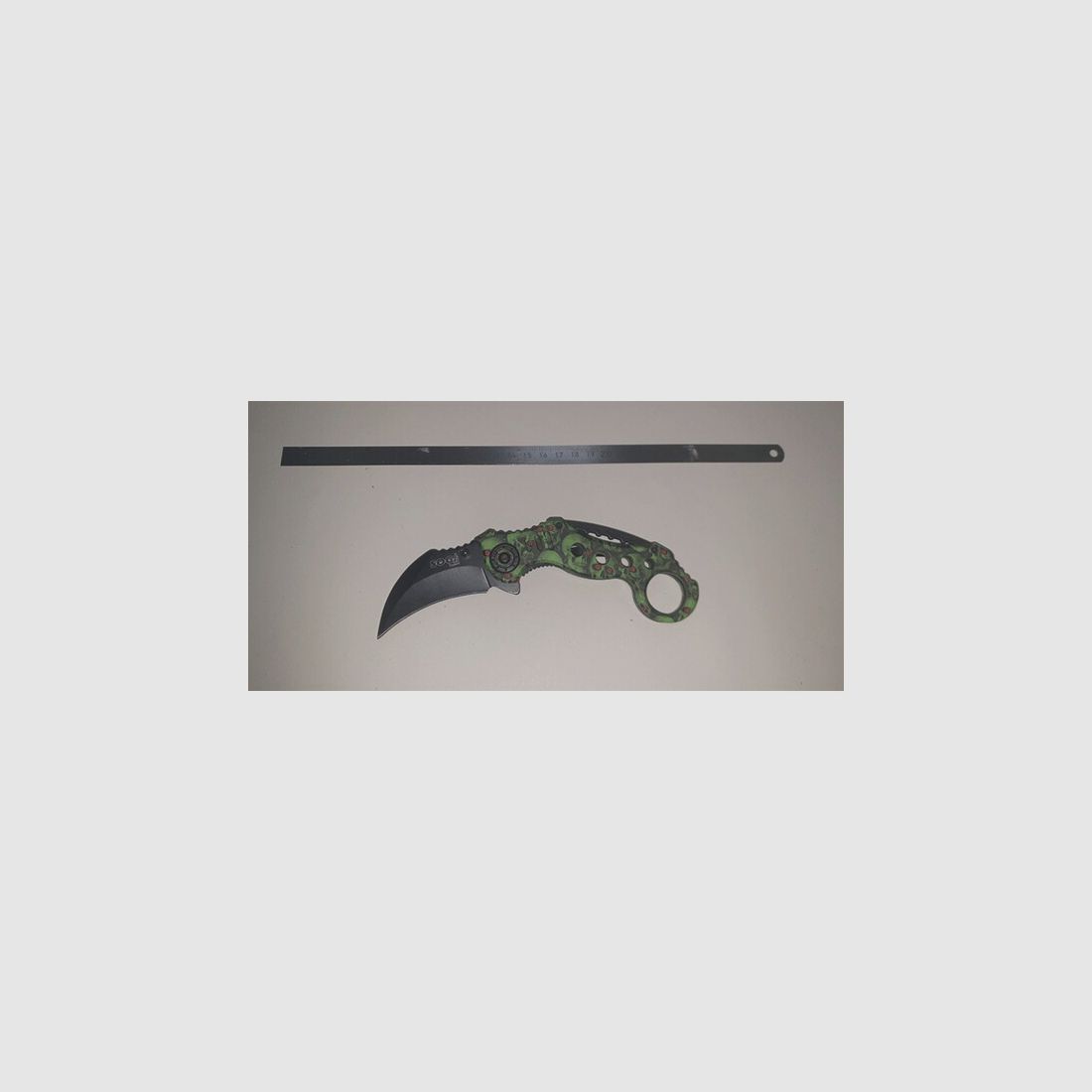 Messer Karambit Taschenmesser Klappmesser Zombi Knife