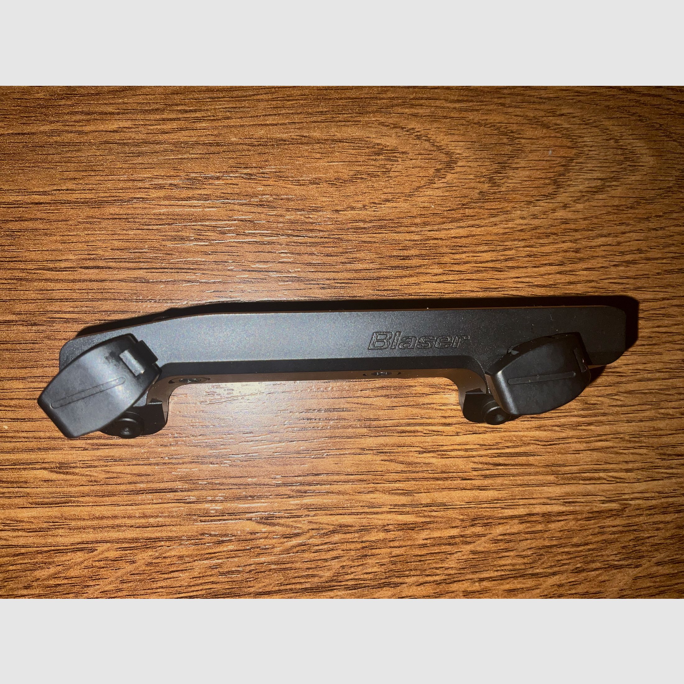 Montaje de silla Blaser para riel interno Zeiss