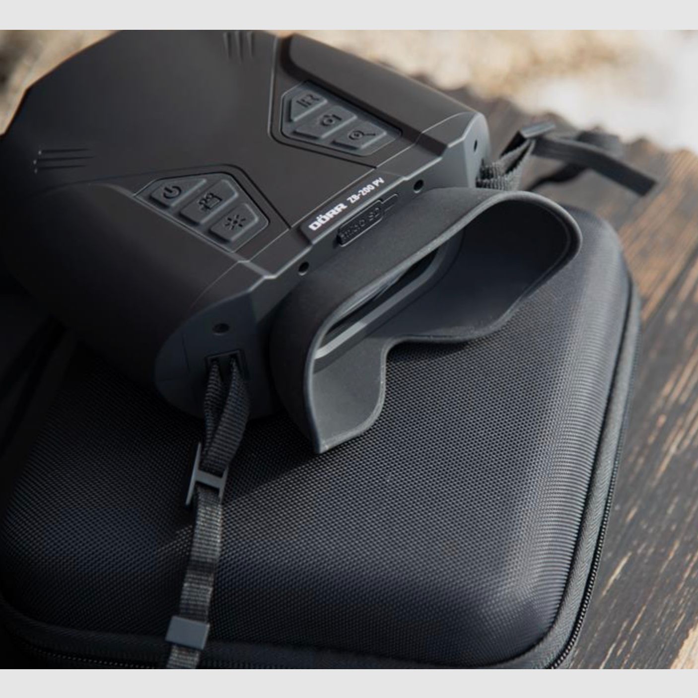 DÖRR 490338 Digital Night Vision Device ZB-200 PV IR Photo and Video Recording