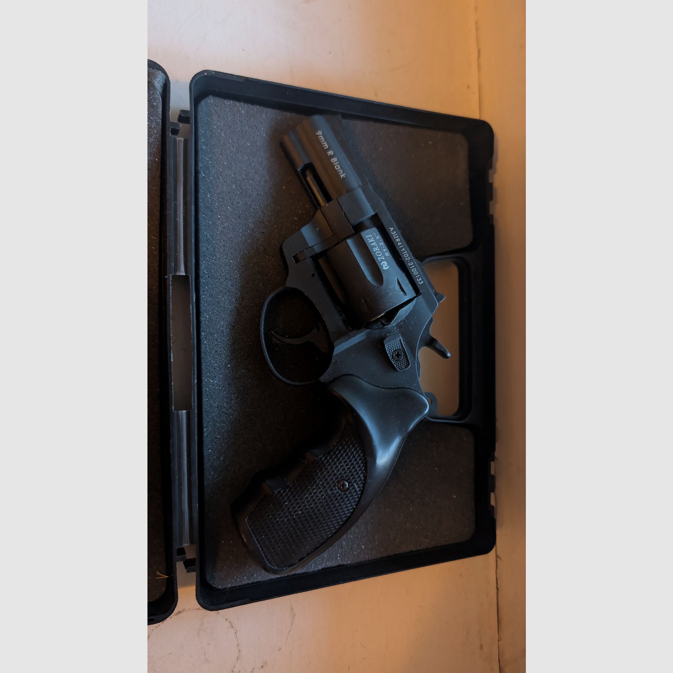 2 armes ! Walther PPQ M2 Navy Kit & Zoraki R1