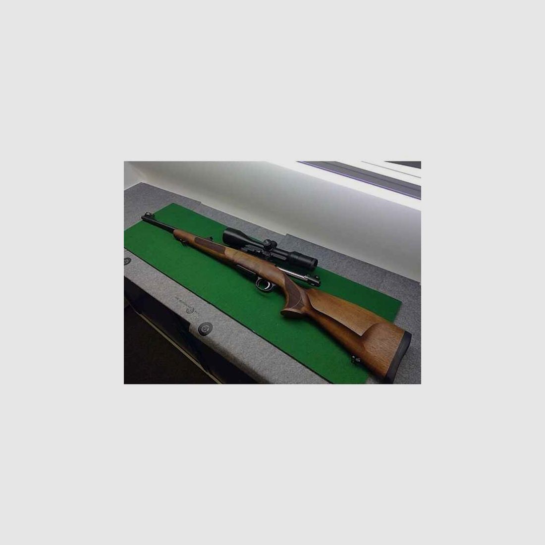 Repetierbüchse CZ557 Luxus im Kaliber 243 Win.