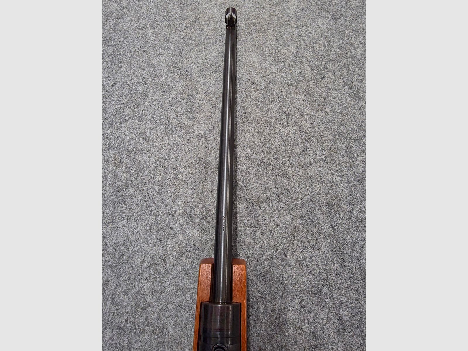 Carabina Haenel Mod. 310-4 con culata deportiva en estado de colección no restaurada, cargador 310