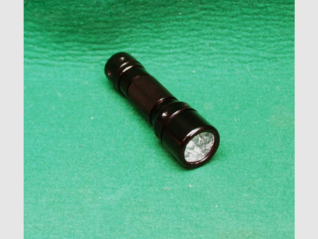 Unbekannt	 Taschenlampe, Bild 1 von 3