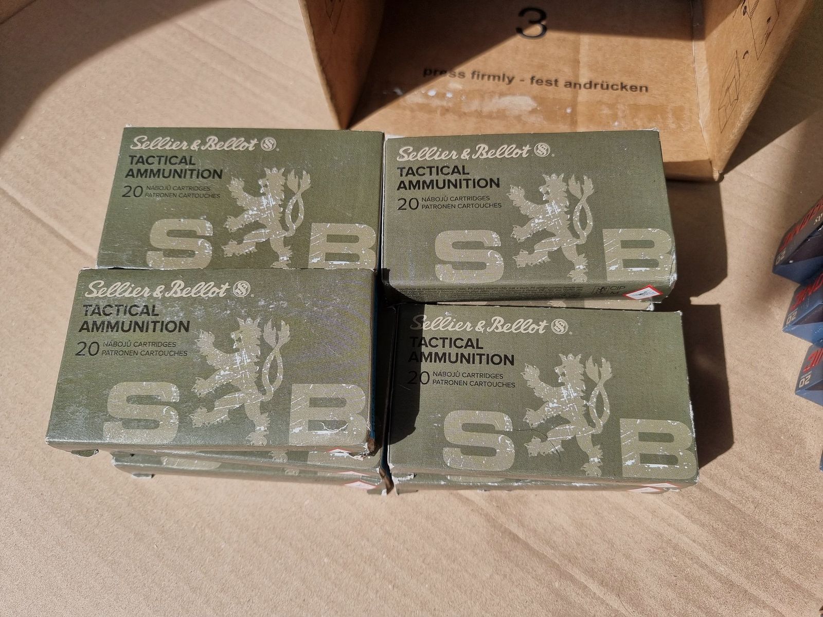 Munition insgesamt 680 Schuss .300 Blackout BLK AAC subsonic Hornady Sub-X 190gr / S&B 200gr originalverpackt