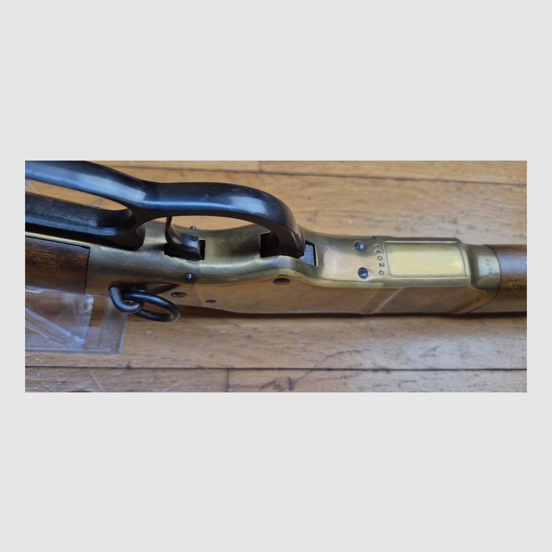 Sehr schöne Winchester 1866 – Modell Karabine für Navy Arms – Waffe Uberti Made in Italy von 1973 – Kal. 44-40 Win – 9 Schuss +1 – Ausgezeichneter Zustand! – Eine der besten, wenn nicht die beste Reproduktion für den US-Markt – TBE+ /TBE++, Bild 13 von 32