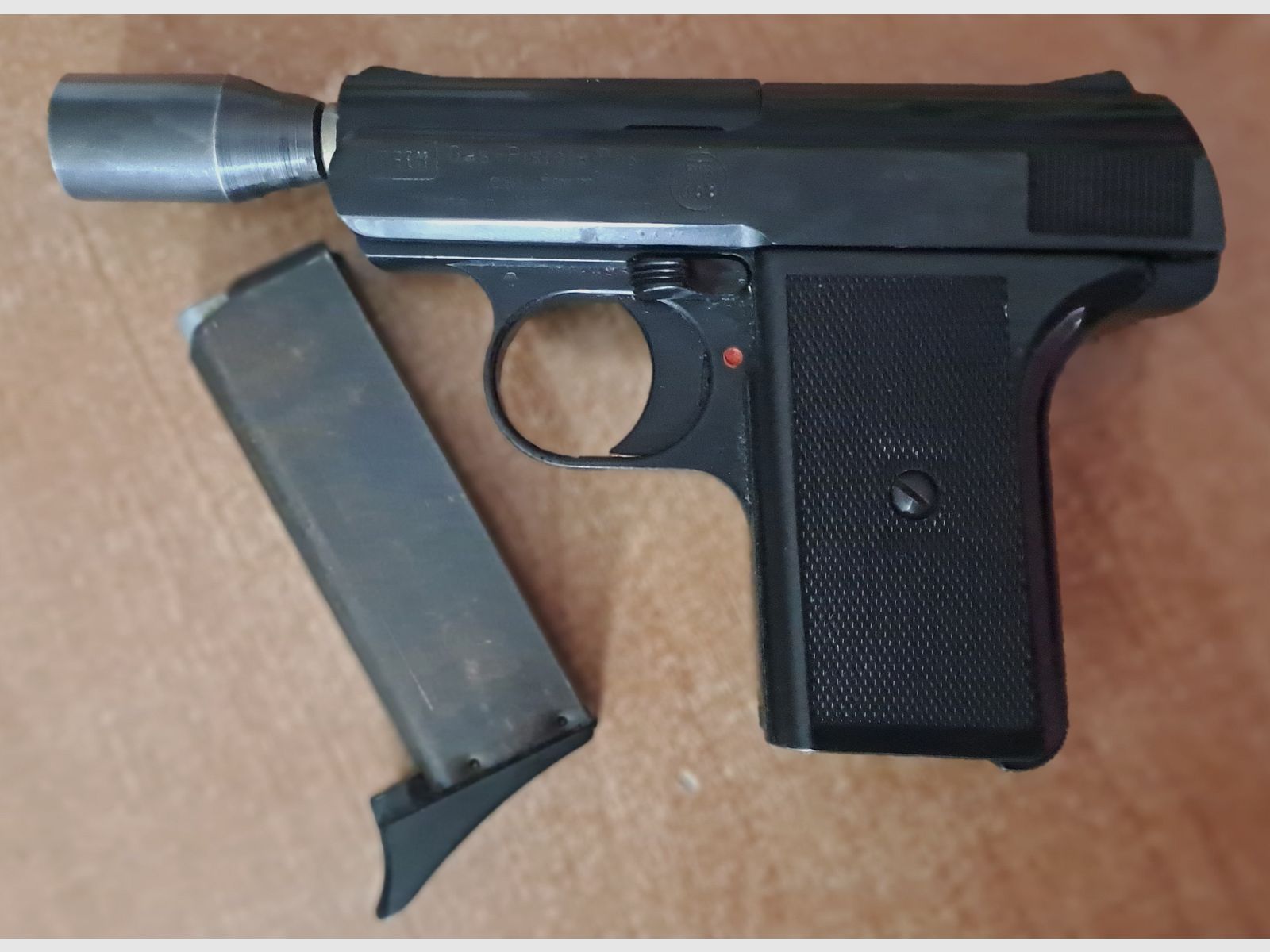 Reck gas pistol P6s in caliber 8 mm blank with launching cup/ PTB 388, zdjęcie 4 z 7