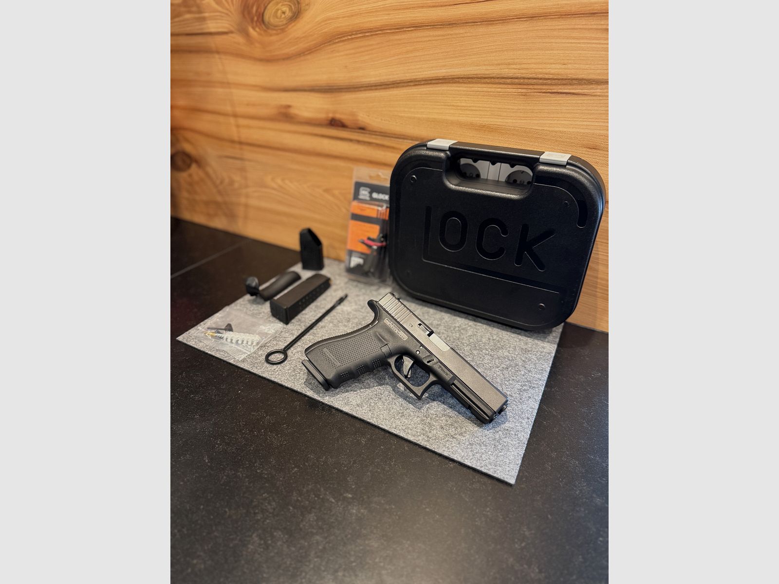 Glock 17 C Gen4 incl Original Performance Trigger like new