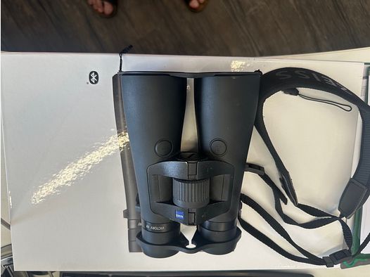 Jumelles Zeiss 8x54 avec application Hunter et télémètre