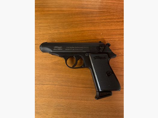 Pistola a salve Walther PP cal. 9mm P.A.K. nera brunita