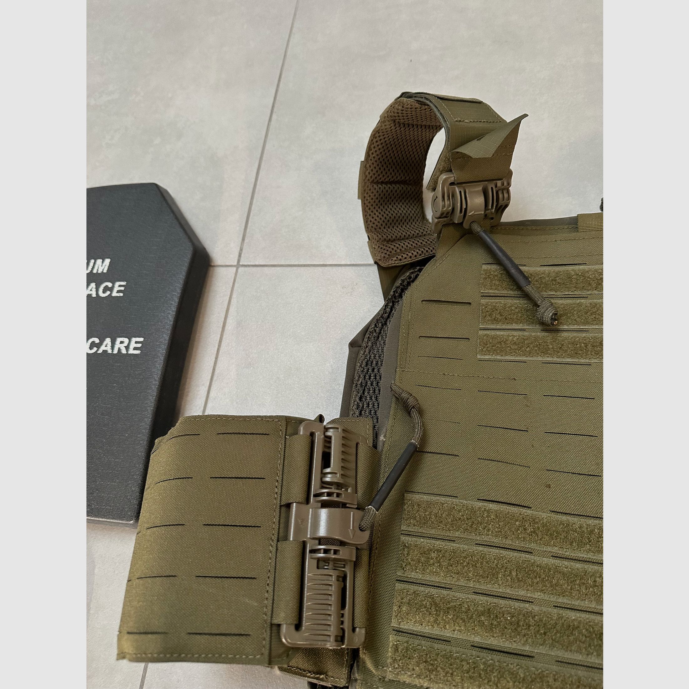 Tasmanian Tiger Plattenträger mit Extras, Tiefstpreis!!!