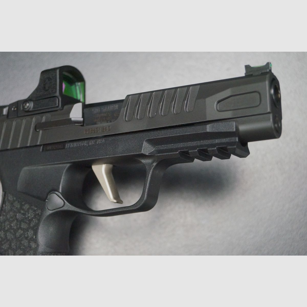 Sig Sauer P365 Fuse Romeo RS, immagine 2 di 6