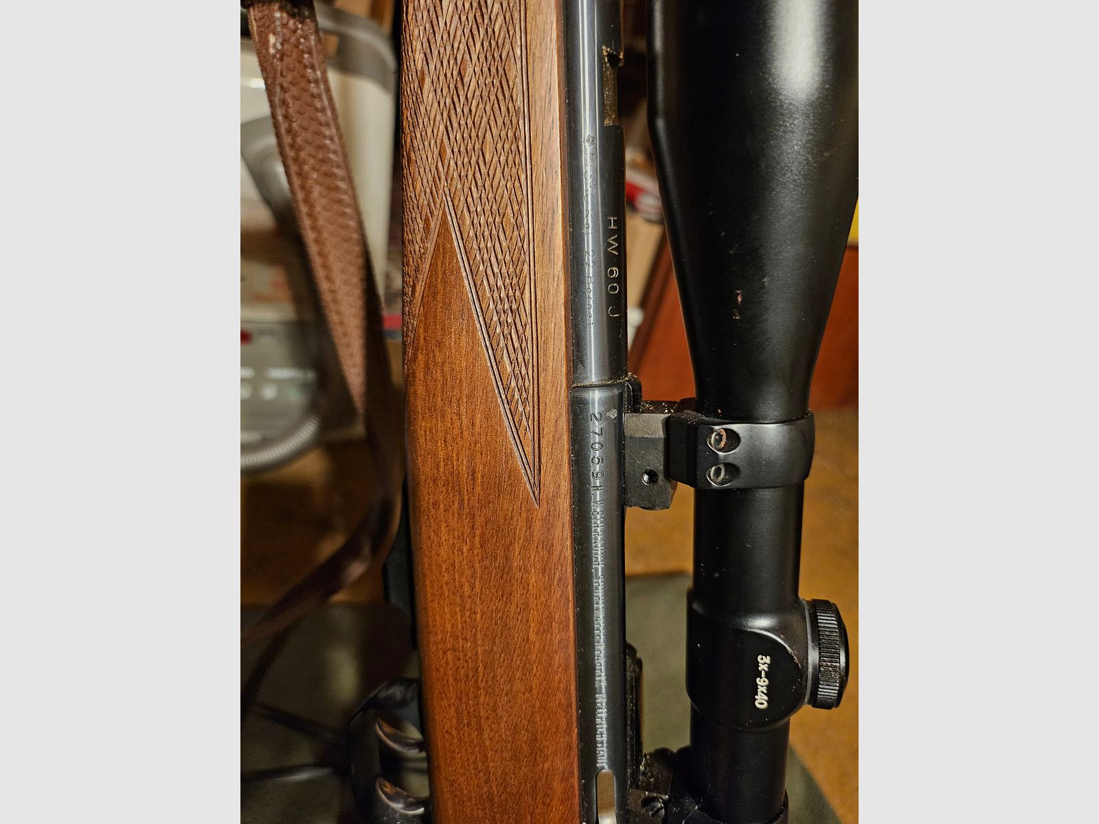 Weihrauch 22 Hornet 3-9x40