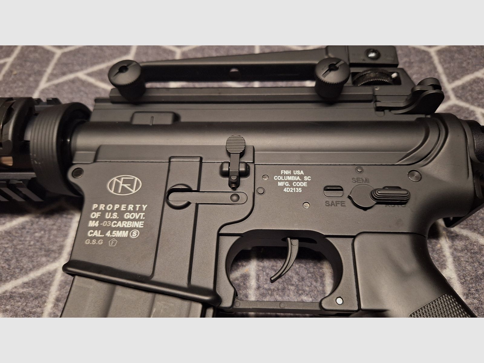 FN Herstal M4-03 Cybergun Carbine R.I.S. Kaliber 4,5 BB-NEU!