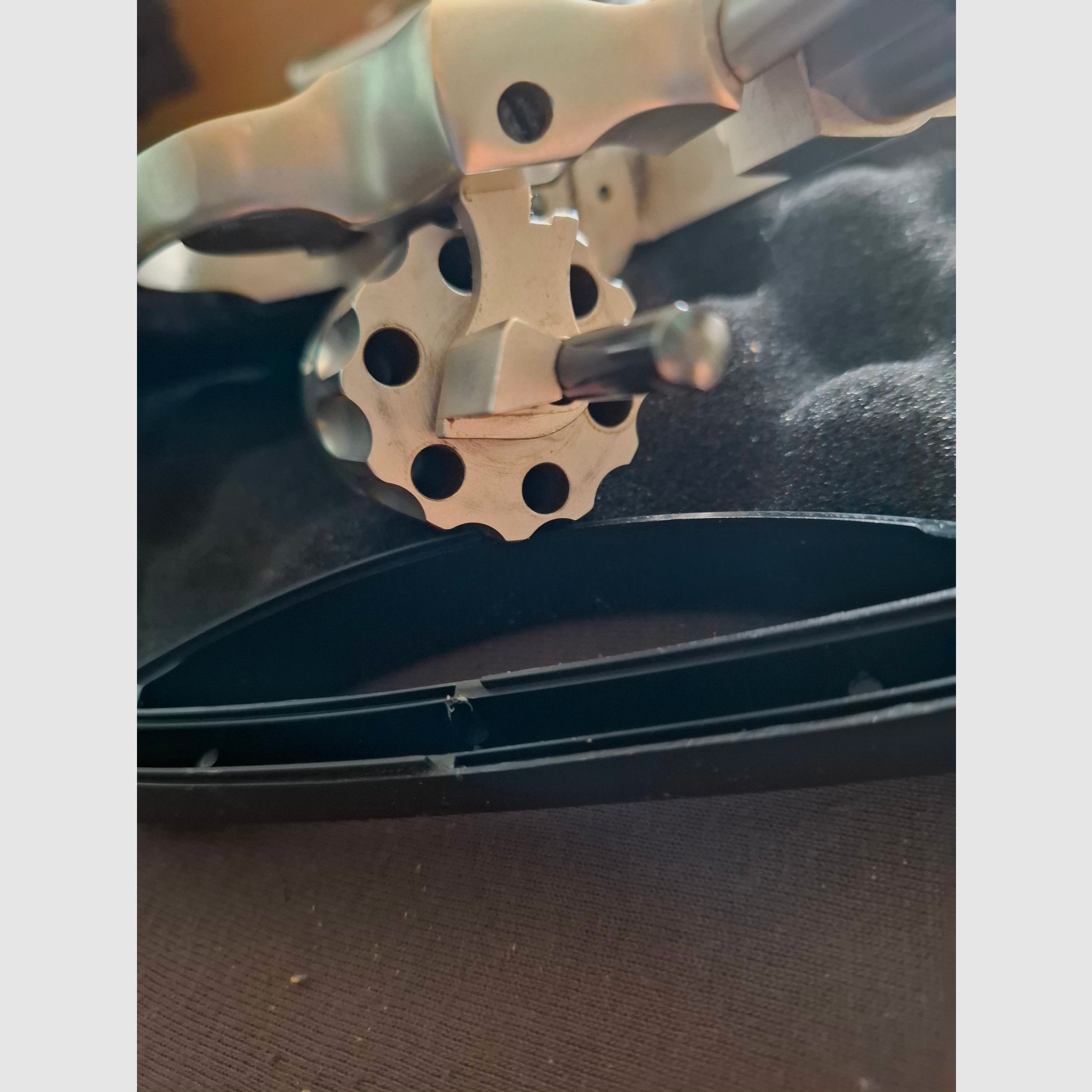 Ekol Viper 2.5" 9mm RK with ammunition.