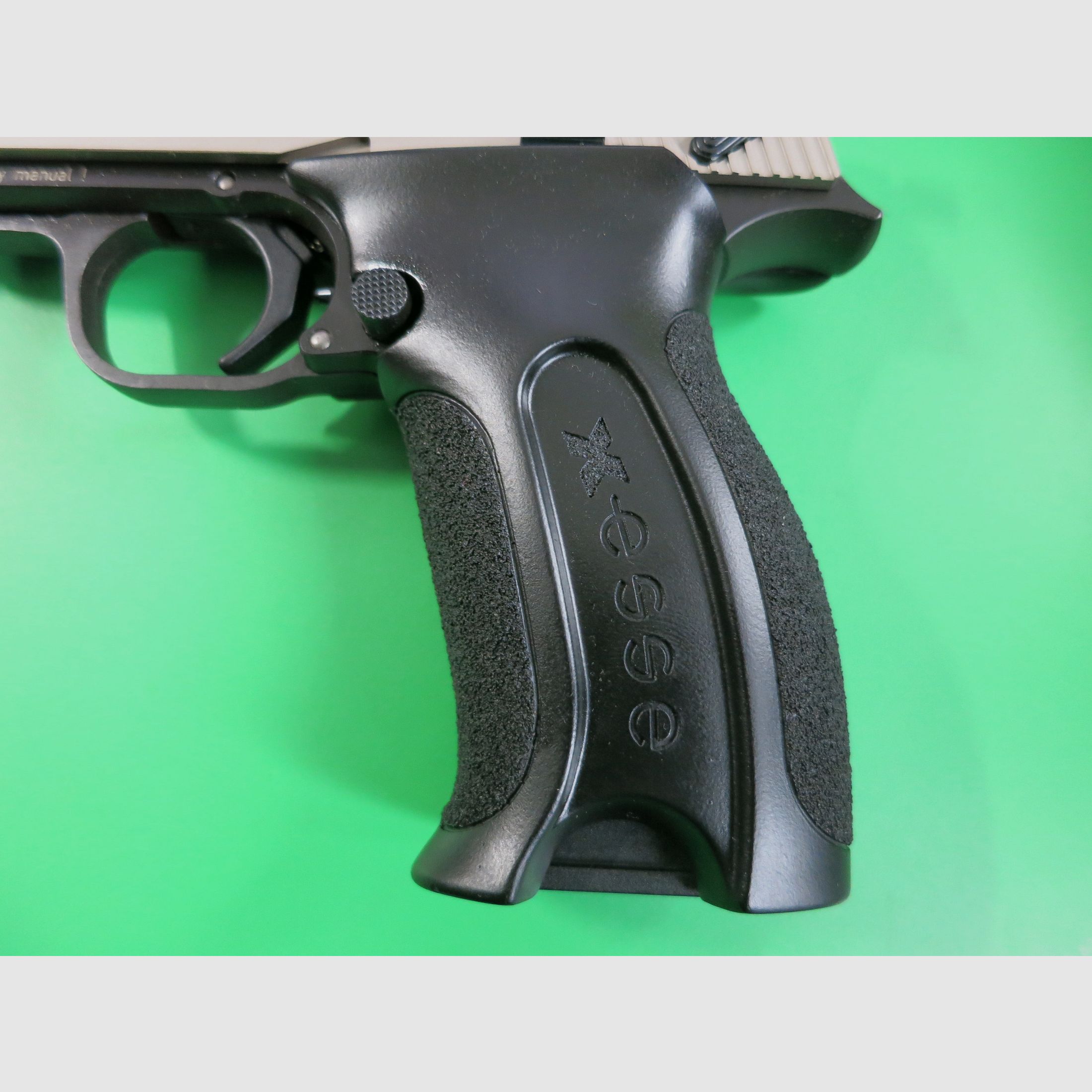 Hämmerli Xesse IPSC (X-Esse) Duotone, mejor pistola deportiva y de ocio suiza, .22lr #3