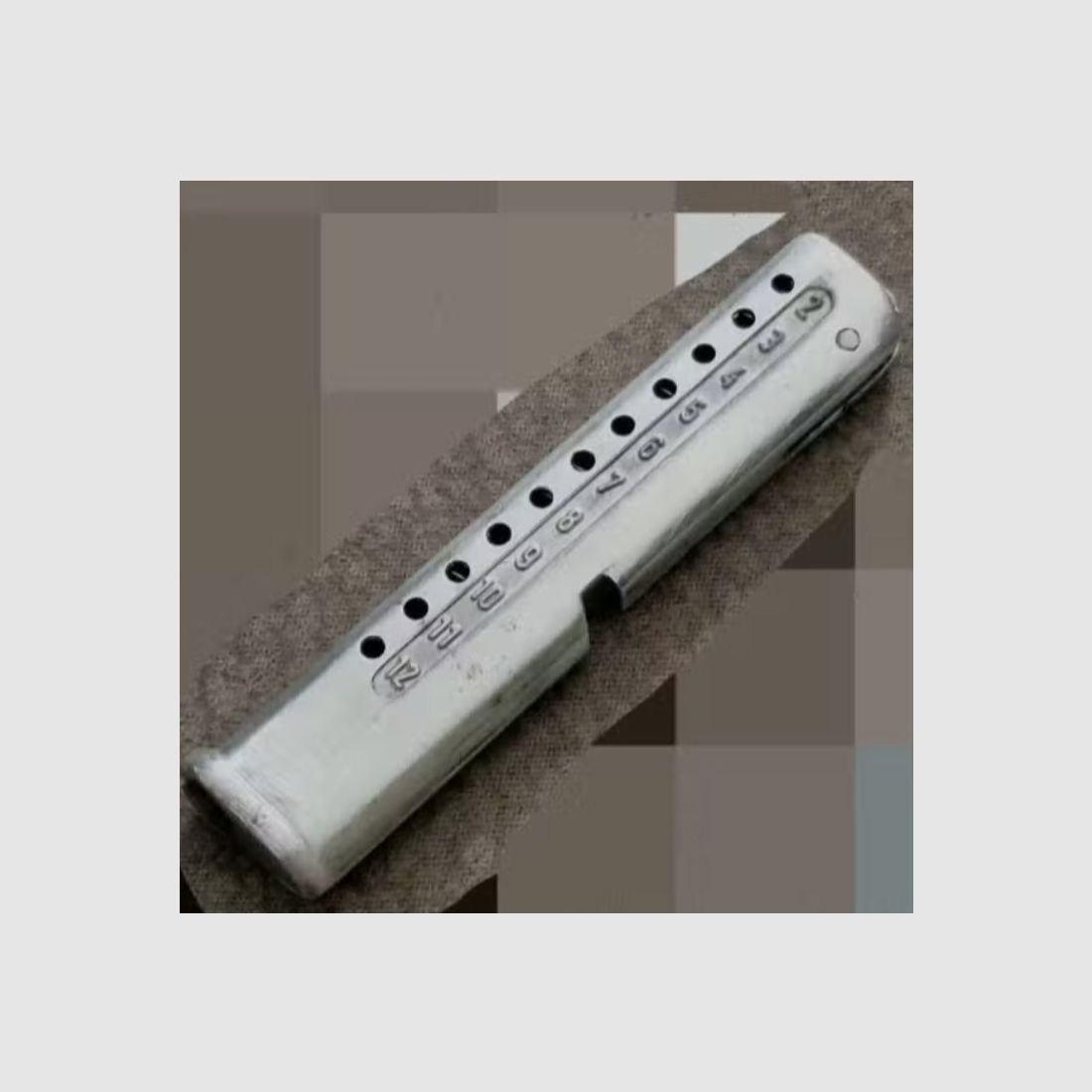DDR Luftgewehr 12-er Magazin 