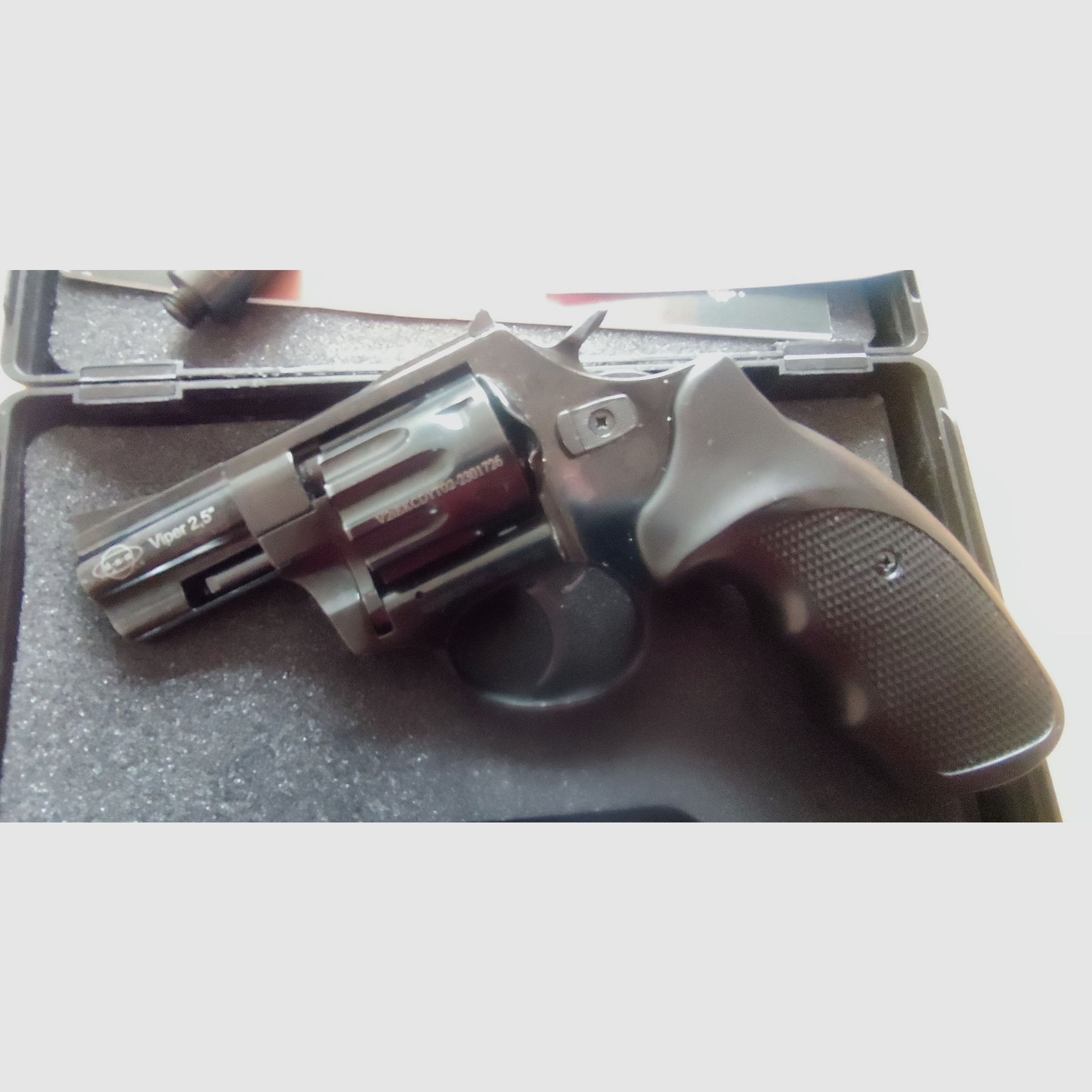 Ekol Viper 2,5" brüniert 9 mm RK