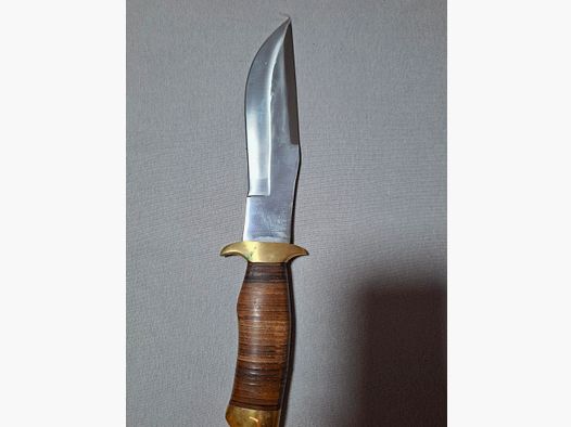 Handgefertigtes Bowie-/Jagdmesser mit Lederscheide