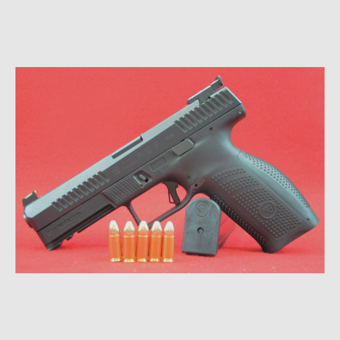 <CZ P-10 F>