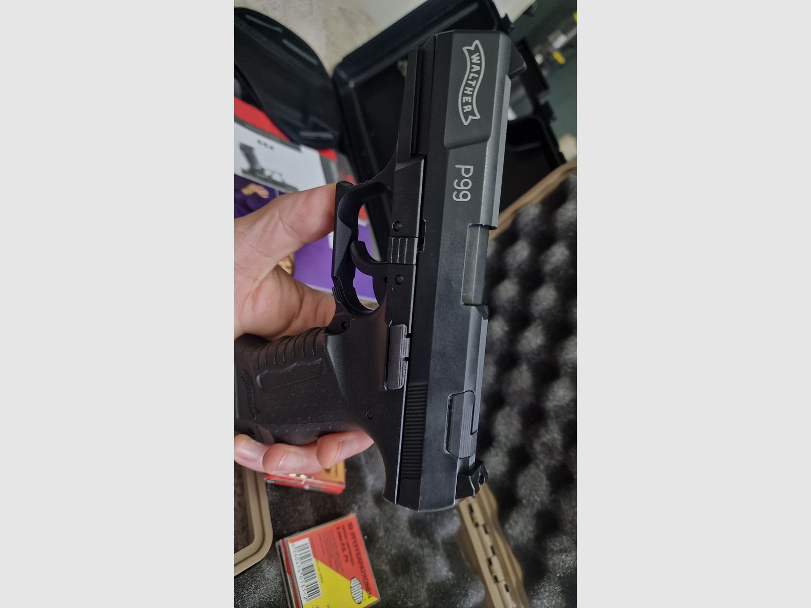 WALTHER P99 Mit Zubehör und Rechnung