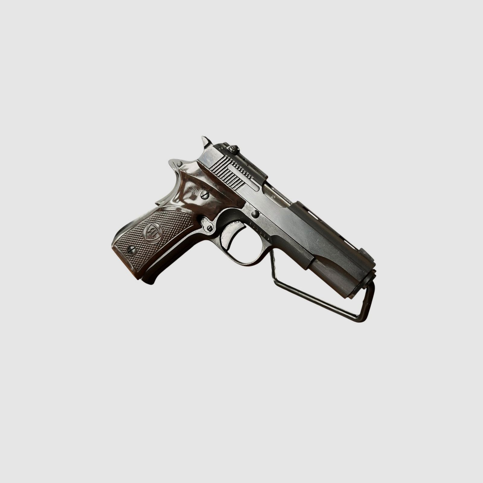 Pistola Llama calibre 7,65 mm Browning | Clon español del 1911, imagen 2 de 6