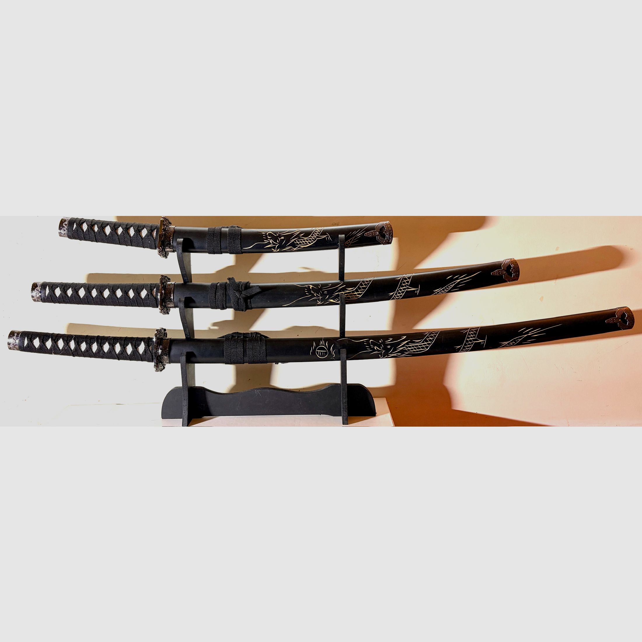 Set de espadas samurái Marui – Set Daisho Katana de 3 piezas con grabado de dragón y soporte