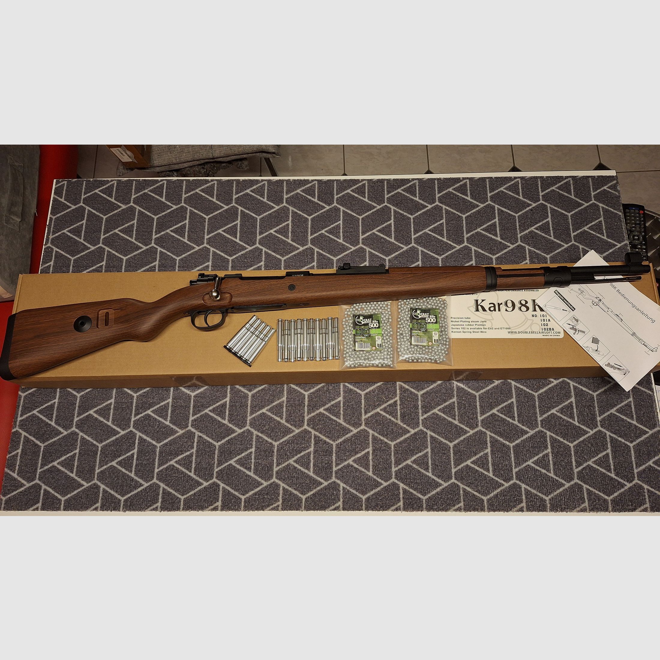 Karabiner 98K Bolt-Action Springer Gewehr mit Hülsenauswurf 6mm BB Holzoptik - Neuwertig!