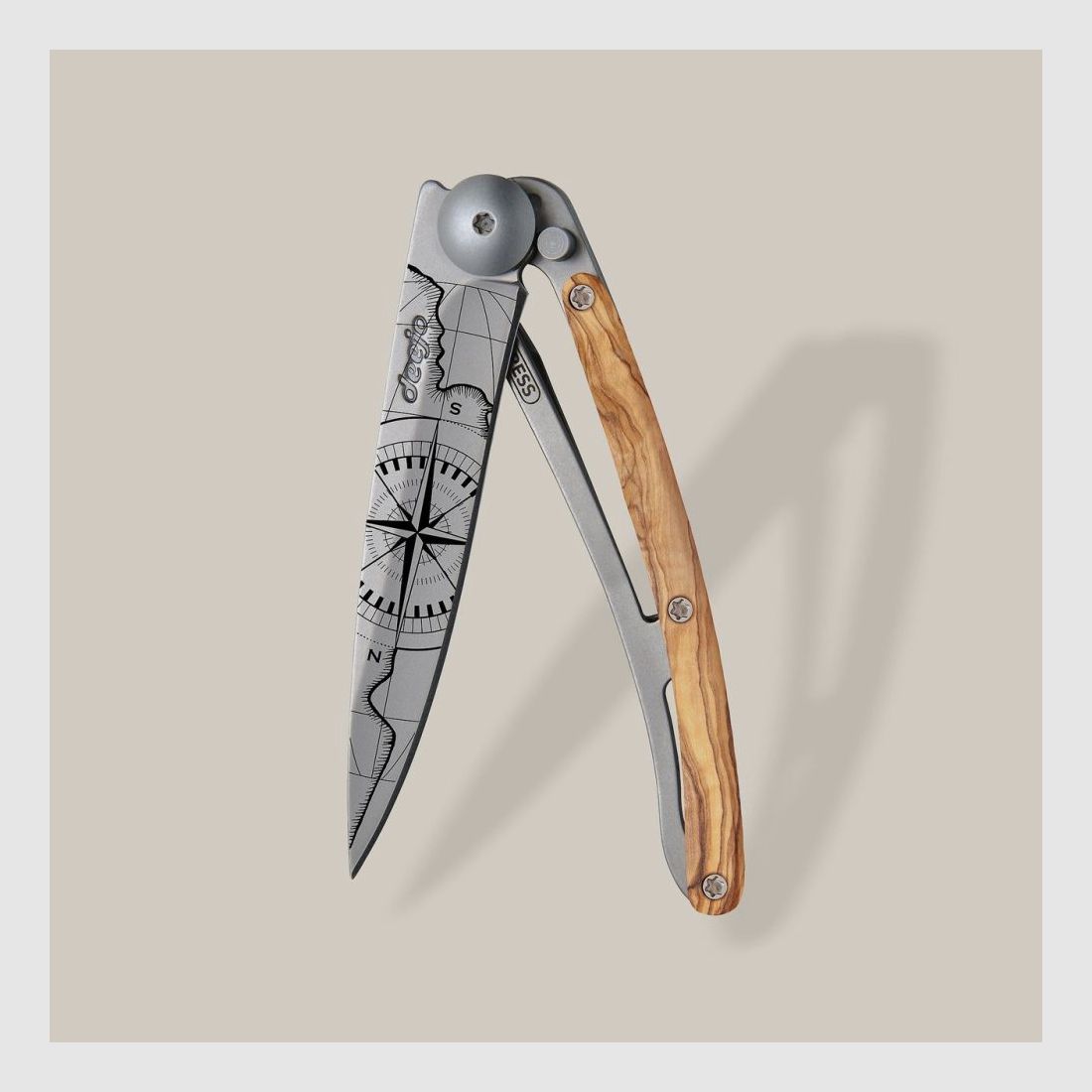Deejo 27g, legno d'olivo / Terra Incognita