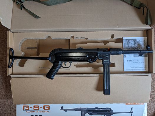 GSG MP40 Schreckschuss Maschinenpistole 9 mm P.A.K. Vollmetall mit Waffengurt