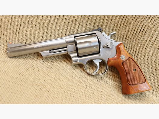 Smith & Wesson 629-2 .44RemMag