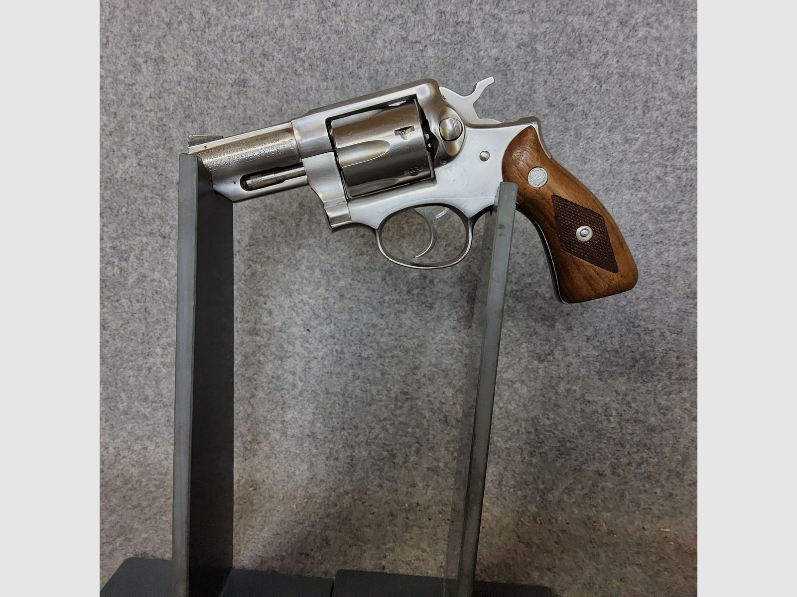 Ruger GP32-speed Six