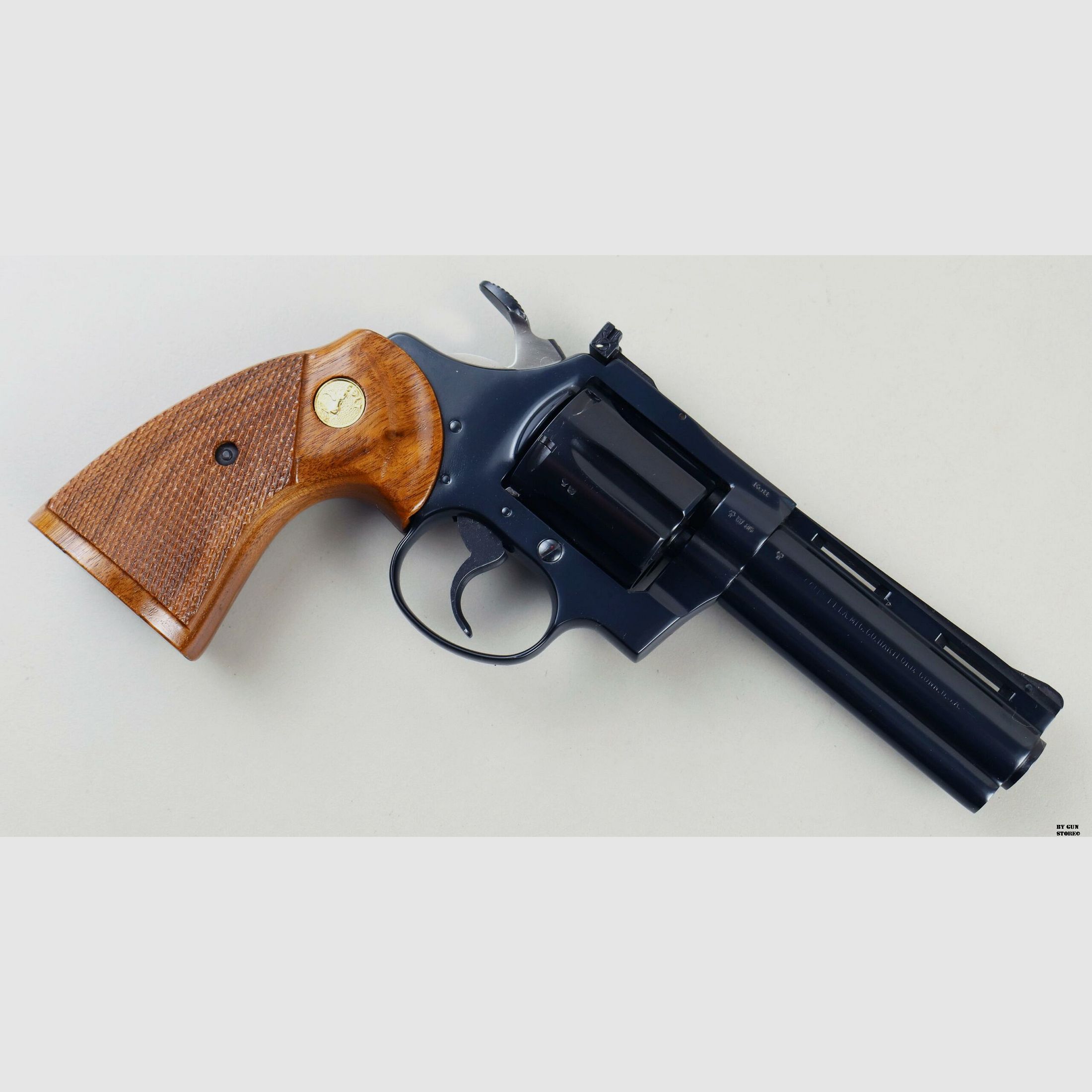 Colt Diamondback revolver kal. 38 spec. matr. P79907, afbeelding 4 van 12