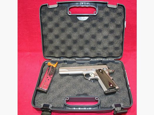 SigSauer Model 1911